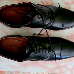 Man dress shoes 👞 size 13
